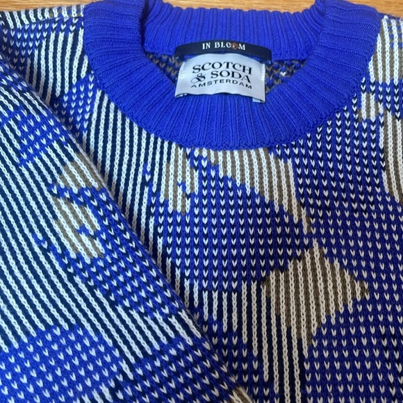 like new scotch and soda sweater size small - Picture 3 of 3